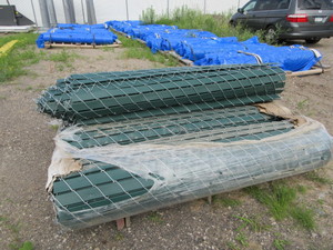 lot 117 image: GALVANIZED, CHAIN LINK FENCE WITH PDS SLATS, LIKE NEW - NEVER INSTALLED