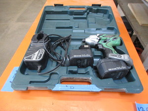 lot 135 image: HITACHI 14 IMPACT DRIVER WITH CASE-UNKNOWN WORKING CONDITION