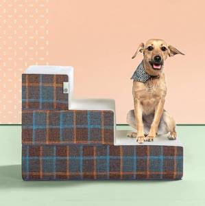 lot 150 image: ZINUS Pet Stairs, Medium, Blue Plaid