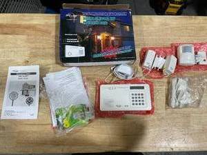 lot 177 image: Skylink SC-100W Wireless Deluxe Home & Office Burglar Alarm System Alert Security Package
