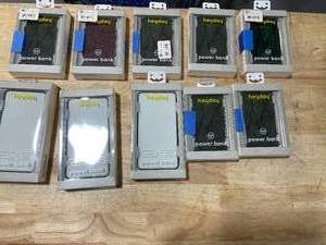 lot 178 image: Lot of 10 - Various Heyday Power Banks