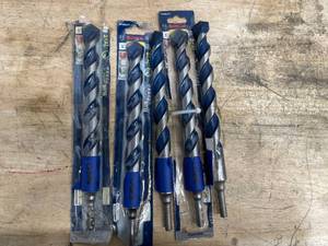 lot 189 image: Lot of 5 - 1 BOSCH Concrete Hammer Drill Bit 12 Blue Granite Heavy Duty Carbide, HCBG27T