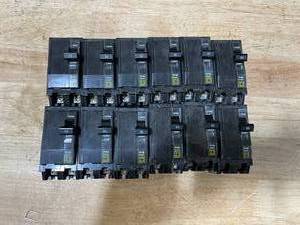 lot 112 image: Lot of 12 - Circuit Breakers