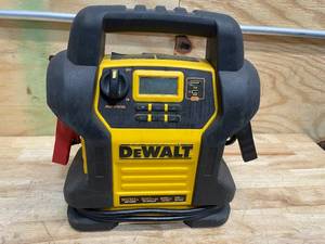 lot 116 image: DEWALT 1600 Peak Amp Jump Starter with Digital Compressor and USB Power Bank (Not Working)
