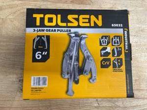 lot 109 image: Tolsen 3-Jaw Industrial Gear Puller Size 6, 3 Jaws, 65032 (07102520.70)