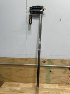 lot 220 image: Tolsen 40 clamp 10194 (07102513.75)