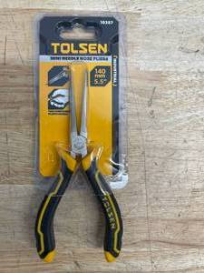 lot 227 image: Tolsen Mini Needle Nose Pliers 10357 (0710252.15)