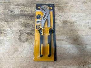 lot 68 image: TOLSEN Water Pump Pliers 10014 (0710255.50)