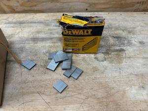 lot 79 image: DeWalt 18 Ga Narrow Crown Staples