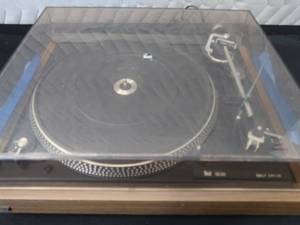 lot 10 image: VINTAGE DUAL 506