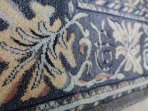 lot 29 image: MIRAGE COLLECTION LG RUG