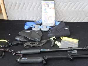 lot 81 image: DIVE GEAR ODDS AND ENDS