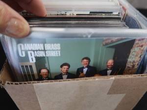 lot 96 image: LARGE COLLECTION OF CDS