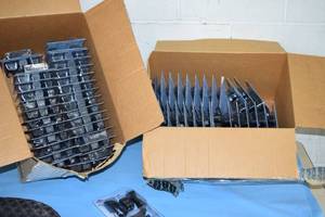 lot 47 image: Lot of 55 NEW Shaxon Infrared IR Remote Control Extender Systems with Power Supply -  MicroCenter for $34.99each