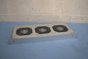 lot 48 image: Schroff D-75334 24VDC Rack-Mounted  Rack Mountable Circulation Fan with Power Cable