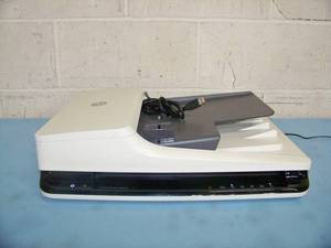 lot 100 image: HP Printer  Scanner
