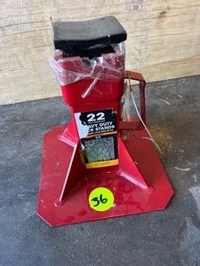 lot 36 image: 22 ton Heavy Duty Jack Stand