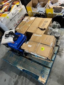lot 60 image: Pallet Sale Automotive Pallet - Random Items
