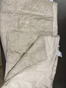 lot 22 image: Set of 2 Bokser Home Linen KingCal  pillow cases