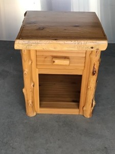 lot 8 image: Log End Table with Drawer and Storage