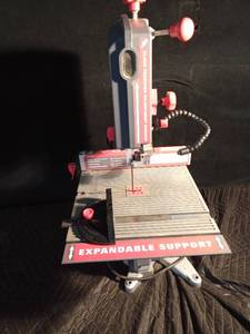 lot 57 image: Performax 9 band saw