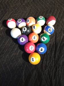 lot 46 image: Pool balls