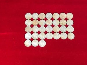 lot 225 image: Lot of 31 Buffalo Head Indian Nickels