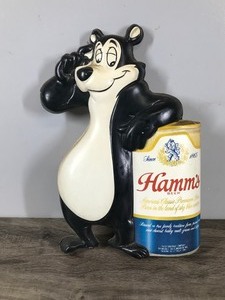 lot 238 image: Collectible Hamms Plastic Beer Sign
