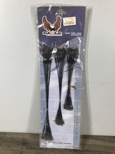 lot 268 image: Eagle Pack of fishing Leaders - 72 leaders