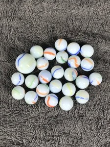lot 331 image: Lot of Collectible Marbles with 1 Shooter
