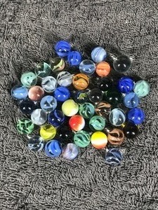 lot 333 image: Lot of Collectible Marbles