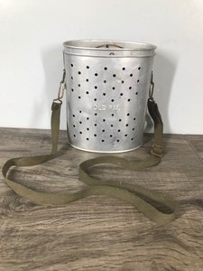 lot 351 image: Vintage Old Pal Wading Floating Aluminum Minnow Bucket