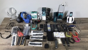 lot 355 image: Lot of Electronics and More