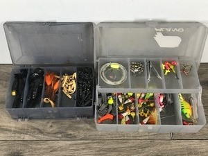 lot 400 image: 2 - Small Tackle Boxes Full of Tackle