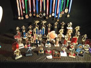lot 84 image: Tote of Sports Trophys, medals, and pins