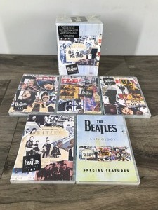 lot 409 image: The Beatles Anthology DVD (2003, 5-Disc Set) DISCS