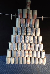 lot 178 image: 1976 Complete set of 7-up state cans displaying Uncle Sam when stacked