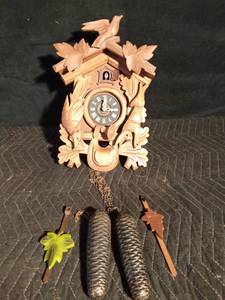 lot 194 image: Wood Cuckoo clock