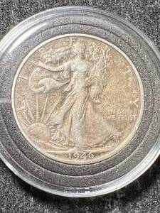lot 36 image: 1946-S US WALKING LIBERTY HALF DOLLAR IN AIRTITE