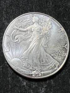 lot 41 image: 2021 AMERICAN SILVER EAGLE 1 TROY OZ .999 FINE SILVER
