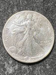 lot 43 image: 1942 US WALKING LIBERTY HALF DOLLAR