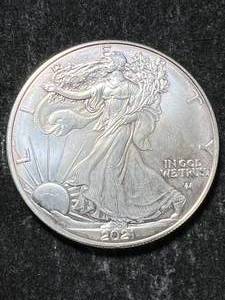 lot 67 image: 2021 AMERICAN SILVER EAGLE 1 TROY OZ .999 FINE SILVER