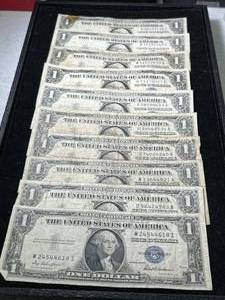 lot 72 image: 10 US BLUE SEAL $1 SILVER CERTIFICATES