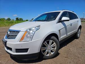 lot 5 image: 2010 Cadillac SRX Luxury Collection