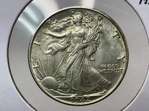 lot 32 image: 1942 Walking Half