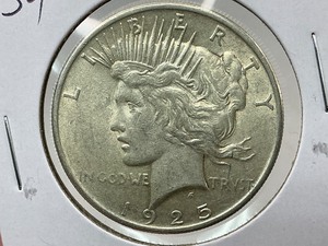 lot 34 image: 1925 Peace Dollar