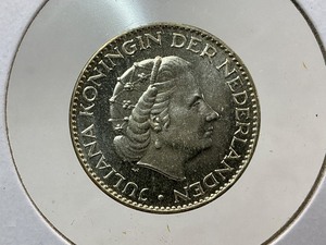 lot 83 image: 1955 Netherlands 1 Guilden