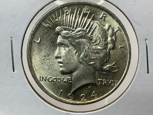lot 87 image: 1924 Peace Dollar