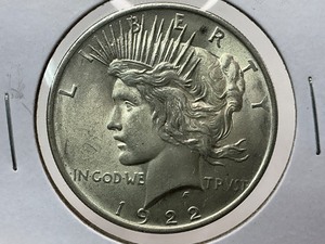 lot 88 image: 1922-D Peace Dollar