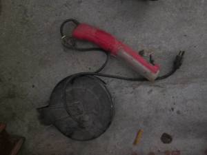 lot 37 image: Work light with retractable cord re...